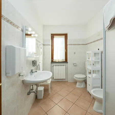 Daniela Alloggio per agriturismo *