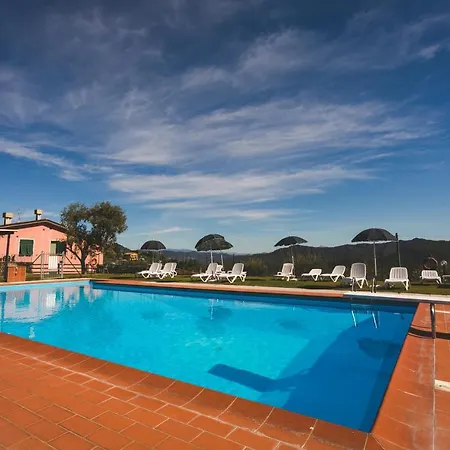 Daniela Alloggio per agriturismo Bracelli